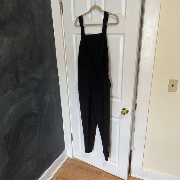 NWOT Albion Fit Black Classic Overall Jumpsuit - Picture 11 of 15
